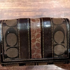 Coach signature wallet